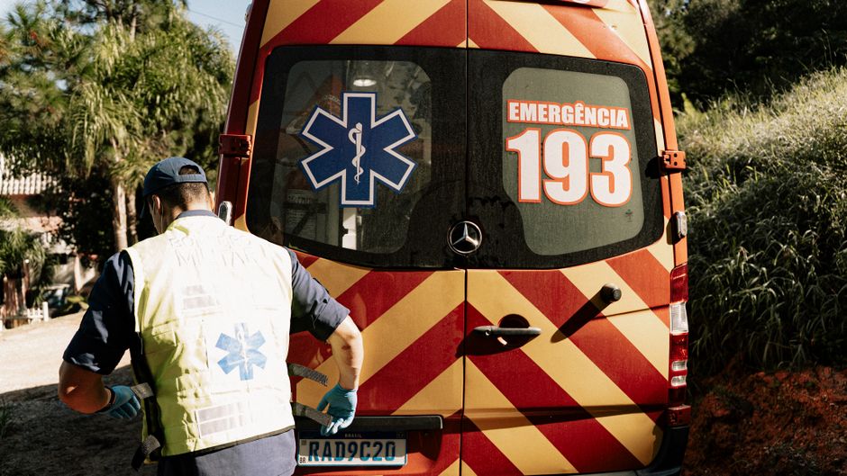 CDB pós-fixado vs prefixado: qual escolher em 2026 considerando cenários da Selic, prazos e liquidez