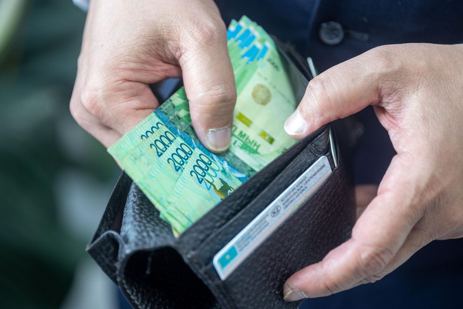 Como evitar taxas desnecessárias em cartões de crédito: 5 dicas essenciais para economizar