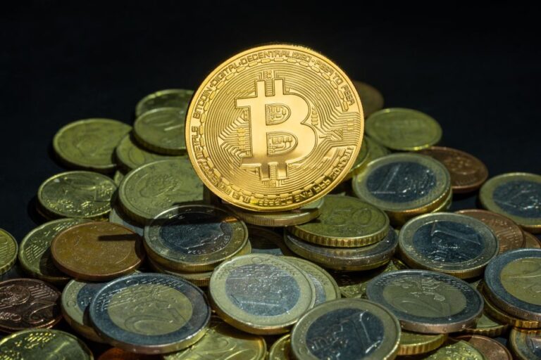 Como declarar investimentos no Imposto de Renda 2026: passo a passo para ações, FIIs, Tesouro Direto e cripto, com códigos, isenções e multas a evitar