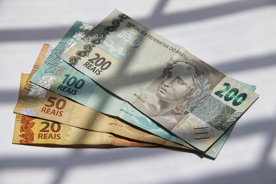 Guia completo do Tesouro IPCA+ em 2026: como escolher vencimentos, entender marcação a mercado, calcular retorno real e otimizar tributação